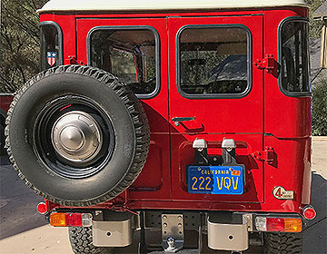 Example: 1975-1984 FJ40 Barn Doors