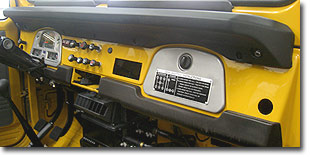 9/72-10/82 FJ40 and FJ45 Dash Photo