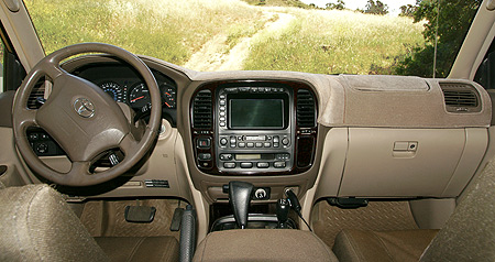 UZJ100 Land Cruiser Dash Photo