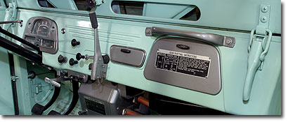 1958-1967 FJ40 and FJ45 Dash Photo