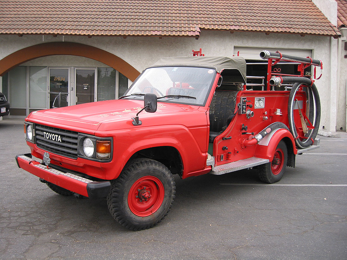 1985 FJ60 Right Hand Drive Fire Truck